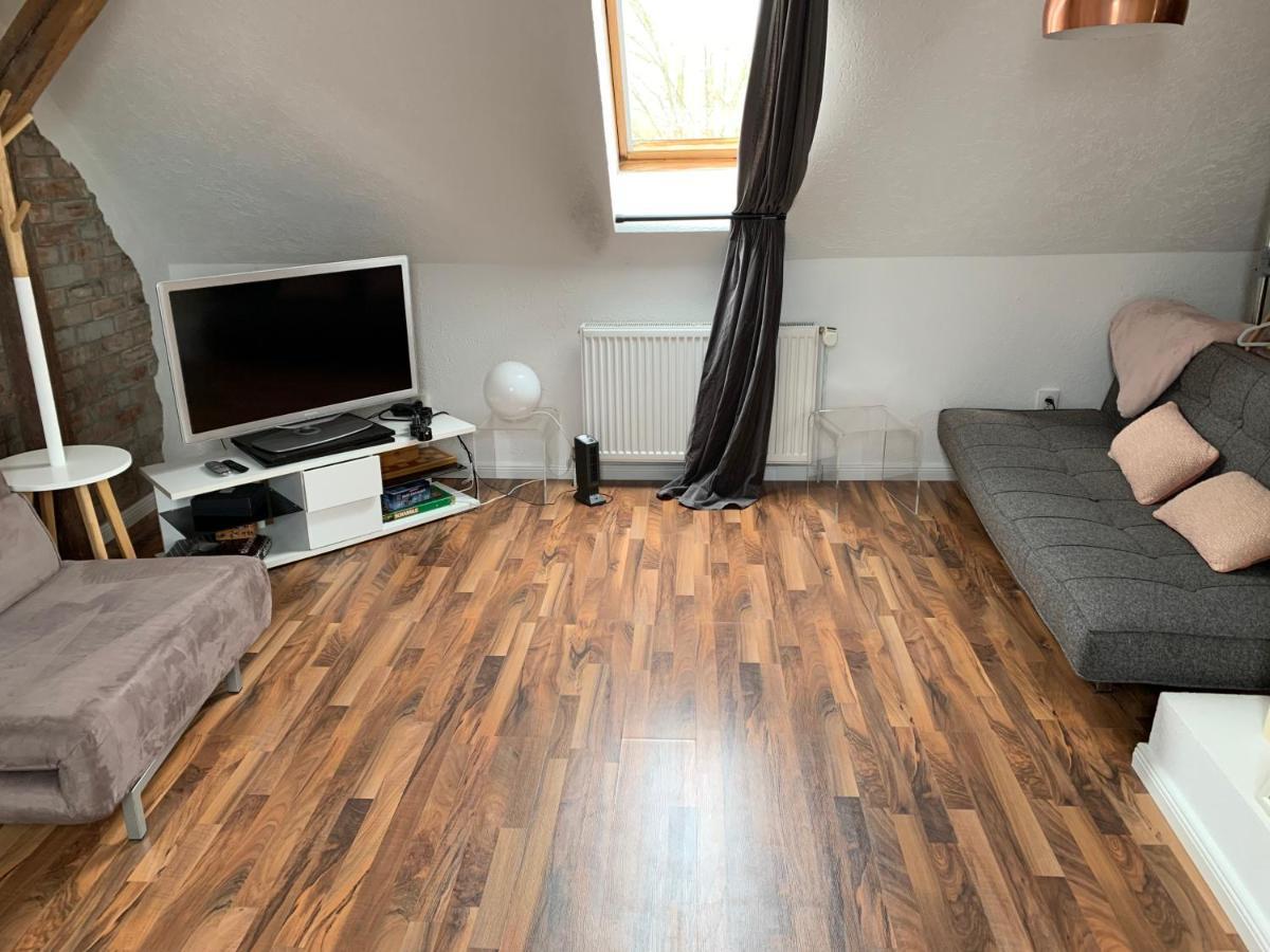 Das Haus Am Teich Besitz Bagian luar foto